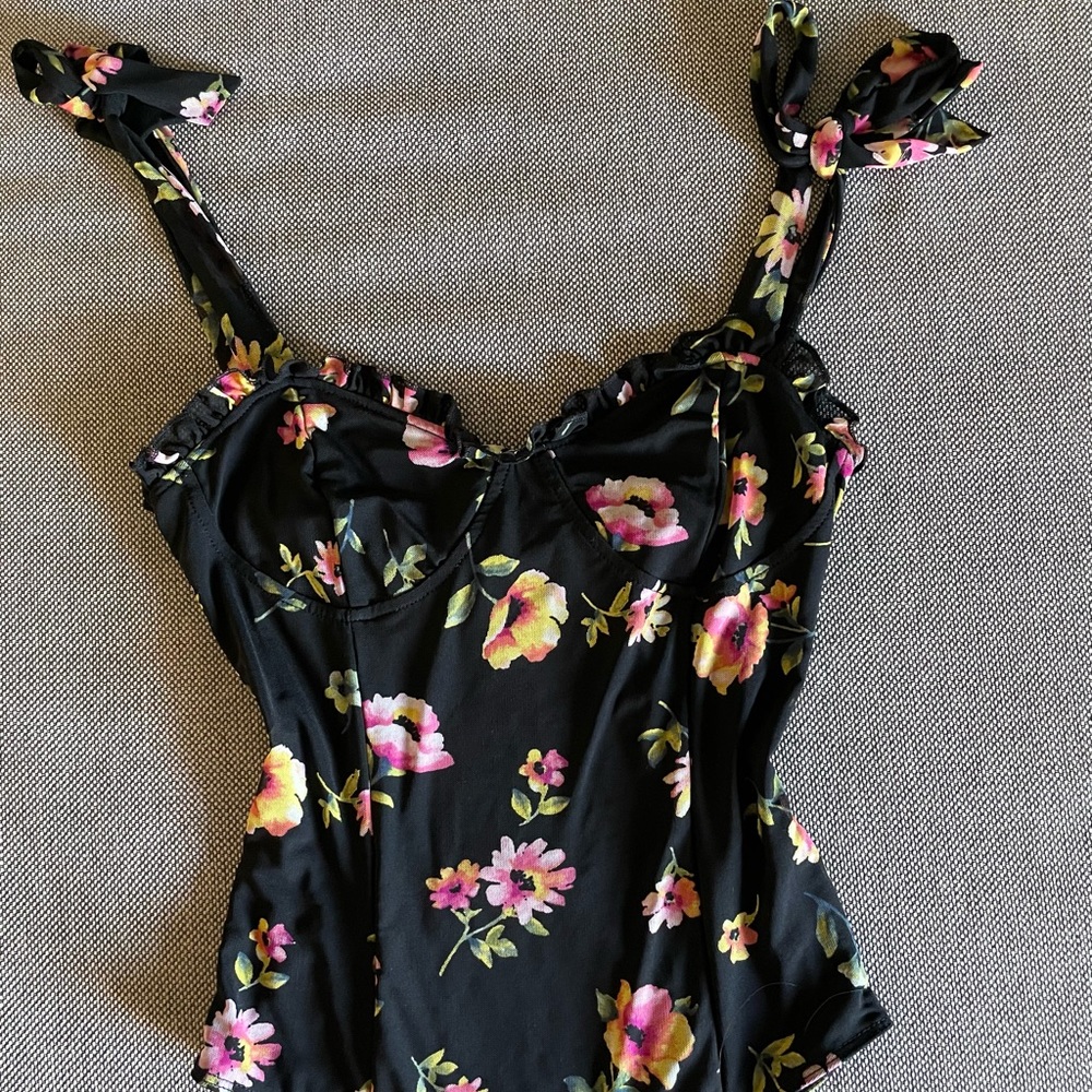 Body suit floral